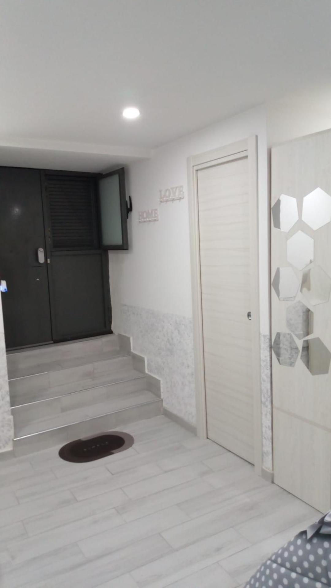 O' Vascio E Ciruzziell Apartment Naples